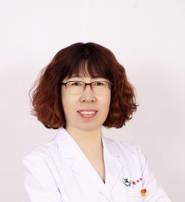 副院长侯颖